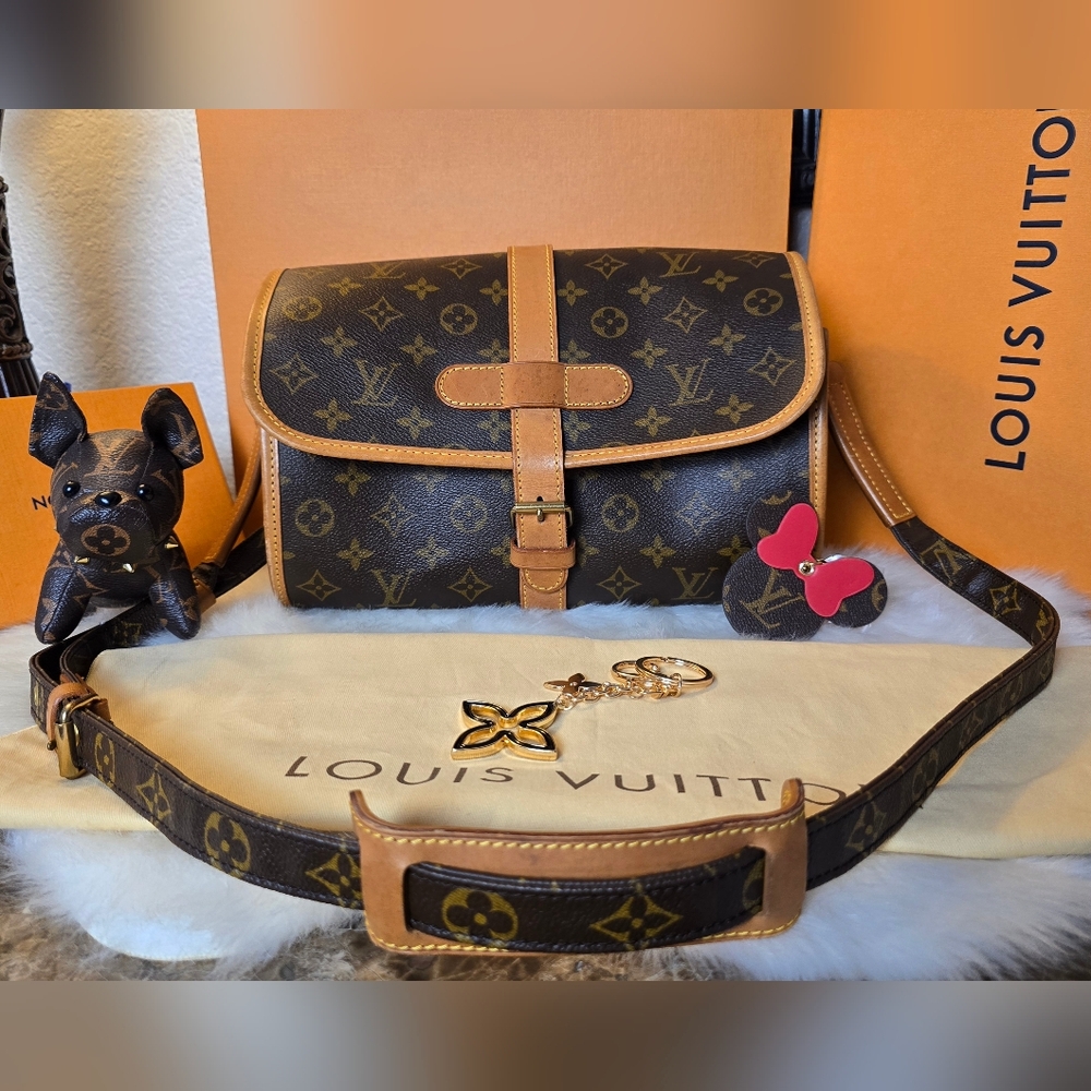 Louis Vuitton Monogram Marne Women's Shoulder Crossbody Bag ✨️ Vintage✨️